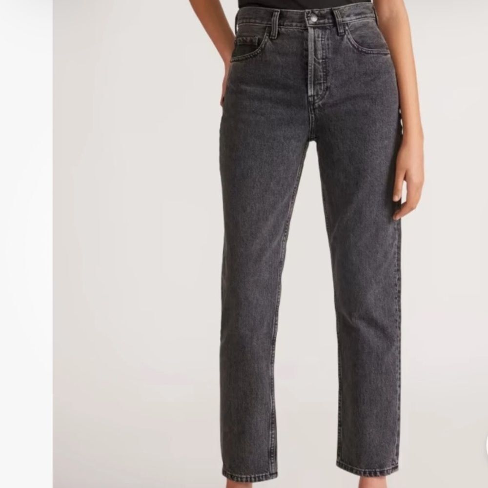 Everlane The ’90s Cheeky Jean in washed black size 28 ankle